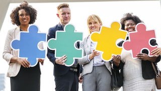 开云体育官方网站网址-意甲非传统时间段转播对商业收入影响，意甲转播收入分成