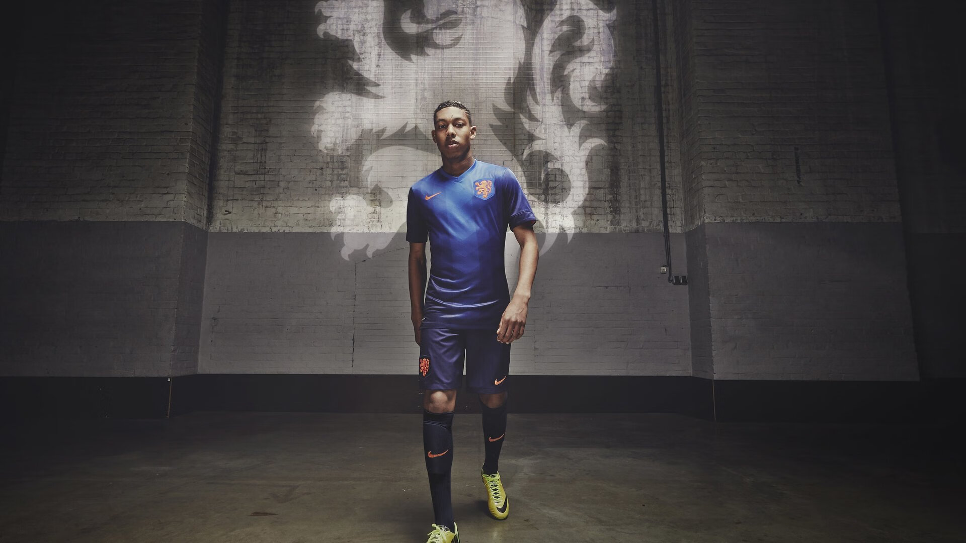 谢菲联锋线效率提升，刀锋战士冲刺保级，谢菲联战术